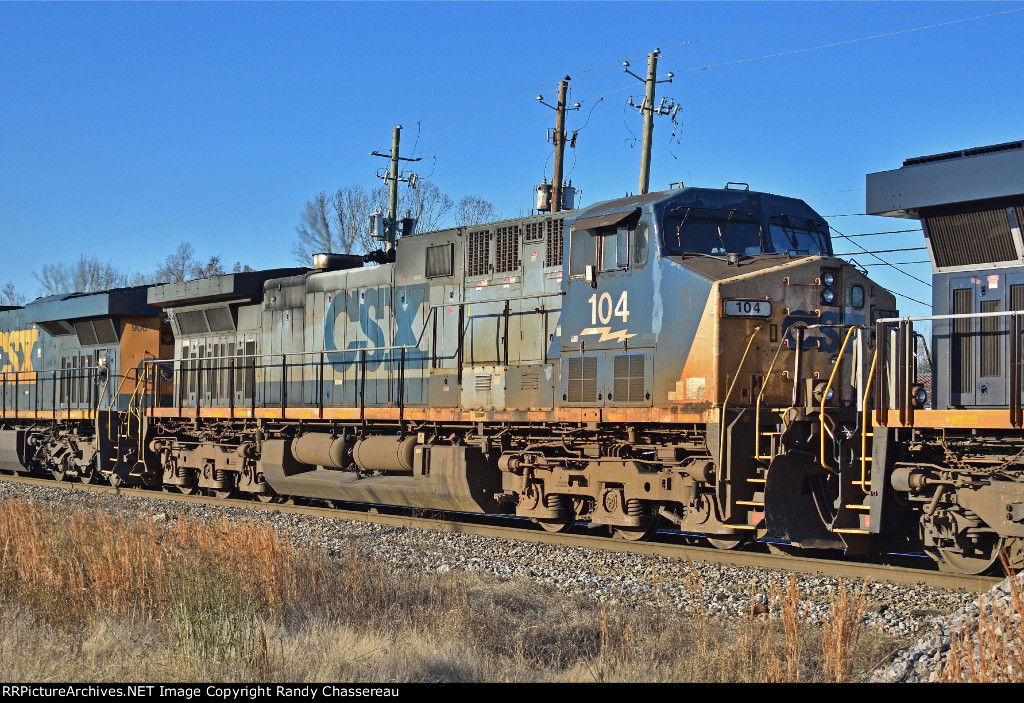 CSXT 104 M692-08